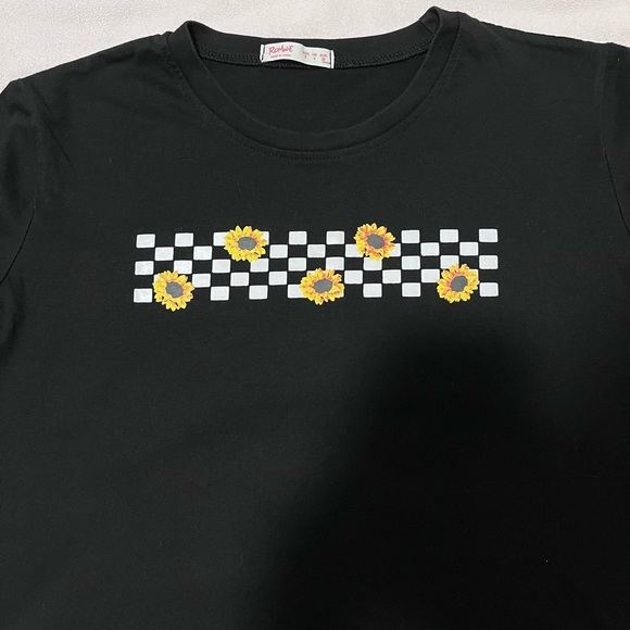 ROMWE T-SHIRT - Picture 4 of 4